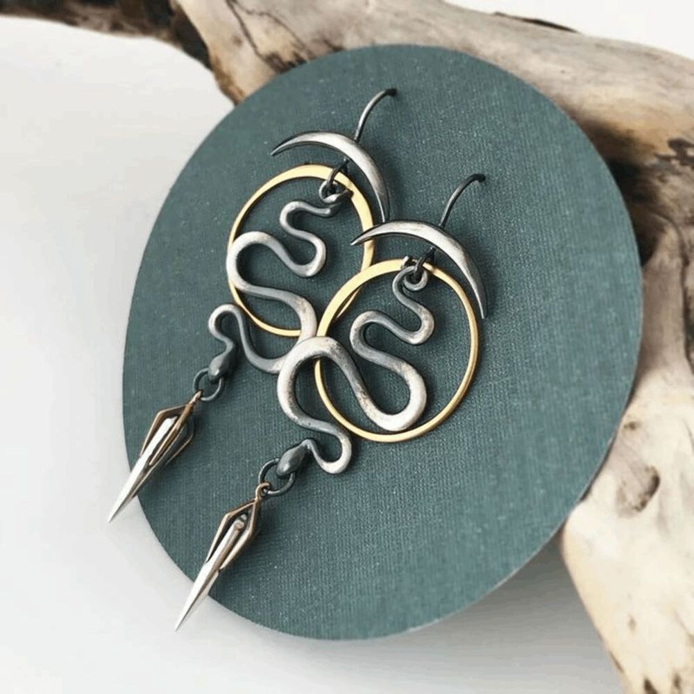 NWOT Gunmetal Snake with Gold Circular Earrings - 3" - Picture 4 of 6